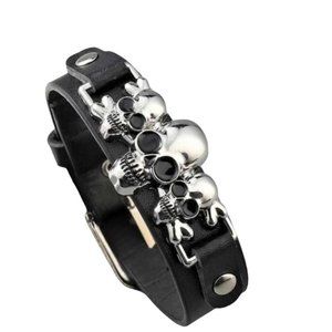 SKULL LEATHER BRACELET.